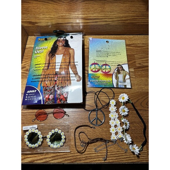 Spirit Halloween Womans Hippie Vest Flowers Fringe Plus EXTRAS Hippie Kit Sz S/M - Picture 1 of 7